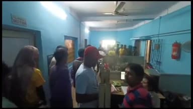 ফরিদপুর দুর্গাপুর: জেলার বিভিন্ন প্রান্তে বিদ্যুতের সমস্যা, দুর্গাপুরে বিদ্যুৎ দপ্তরের বিরুদ্ধে ক্ষোভ উগড়ে দিলেন BMS জেলা কার্যকরী সভাপতি