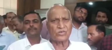 नगरोटा सूरियां: कृषि मंत्री ने नगरोटा सूरियां में सुनी लोगों की समस्याएं, कहा- निर्माण कार्यों की गुणवत्ता को सुनिश्चित बनाएं अधिकारी