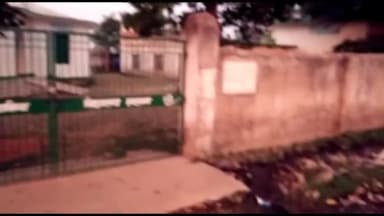 कटकमदाग: मध्य विद्यालय सलगा के गेट पर महिनों दिन से बह रहा नाली का प्रदूषित पानी, स्वच्छता अभियान को चिढ़ा रहा मुंह