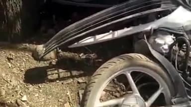 नीमच नगर: जेतपुरा फंटे के पास मोटरसाइकिल को पीछे से कार ने मारी टक्कर, घटना में मोटरसाइकिल व कार सवार हुए घायल