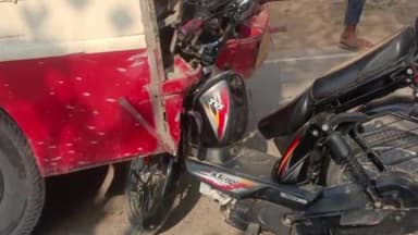 अजगरा चौकी अंतर्गत नियार बाजार में रोडवेज बस ने मोपेड सवार मारी जोरदार टक्कर युवक के हुई मौत