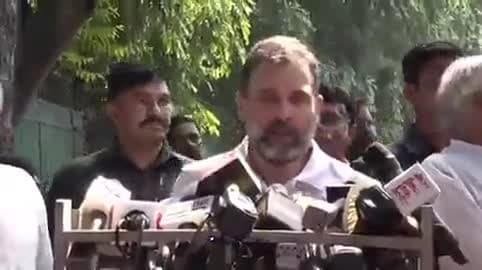 कांग्रेस नेता और भाजपा संघ द्वारा संसद से निष्काषित सांसद राहुल गाँधी ने #karnatak की जीत पर जनता को श्रेय दिया.