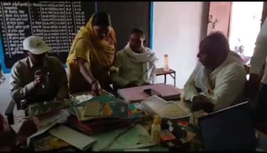 करपी: खजूरी मध्य विद्यालय का निरीक्षण प्रखंड शिक्षा पदाधिकारी ने किया