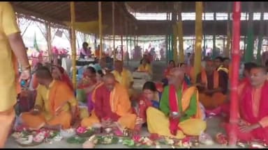 बरौनी: सिमरिया गांव में आयोजित सहस्त्र चंडी यज्ञ में पांचवे दिन उमड़ी श्रद्धालुओं की भीड़