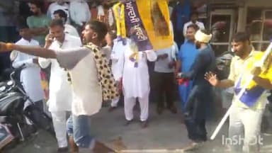 ਸ਼ਾਹਕੋਟ: ਅੱਜ ਮਲਸੀਆਂ ਦੇ ਮੇਨ ਚੌਂਕ ਵਿਚ 'ਆਪ' ਦੀ ਜਿੱਤ 'ਤੇ ਵਰਕਰਾਂ ਨੇ ਮਨਾਏ ਜਸ਼ਨ