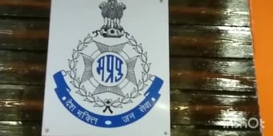 नीमच नगर: नीमच शहर में अब बुलेट चालकों के विरुद्ध पुलिस ने शुरू किया अभियान