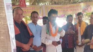 ସୋହେଲା: ବରିହାପାଲି ଠାରେ ଅନୁଷ୍ଠିତ ହରିନାମ ଯଜ୍ଞ ଉତ୍ସବରେ ଯୋଗଦେଇ ଗ୍ରାମବାସୀଙ୍କ ସମସ୍ୟା ବୁଝିଲେ ବିଧାୟକ