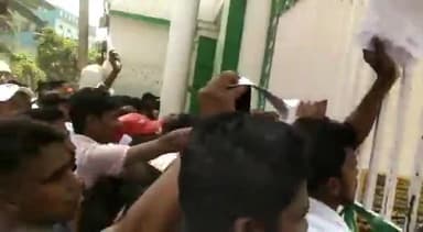 बेगूसराय: MRJD कॉलेज में मद्द निषेध सिपाही भर्ती परीक्षा के दौरान हुआ हंगामा, परीक्षार्थियों ने लगाए आरोप