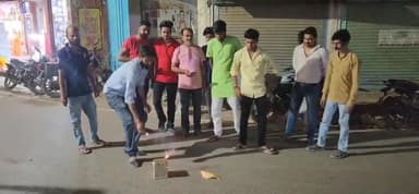 तुमने सांसदी छीनी, 
उसने स्टेट छीन लिया।
तुमने घर छीना है 
वह तुमसे देश की सत्ता छीनेगा।
❣️❣️ #BuxarNSUI