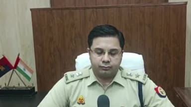 गोरखपुर: एसएसपी ने थाना कैंट में पंजीकृत अभियोग में फरार चल रहे दो अपराधियों पर की ₹15-15 हजार इनाम की घोषणा