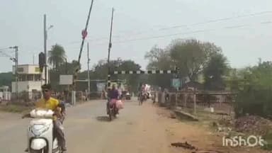 बालोद: बालोद  के पाररास रेलवे फाटक में ओव्हरब्रीज राशि स्वीकृत होने के बाद भी अब तक शुरू नहीं हुआ निर्माण कार्य, राहगीर परेशान