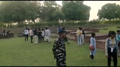 सिलाव: एक भारत श्रेष्ठ भारत कार्यक्रम के तहत तमिलनाडु के 45 छात्र पहुंचा नालंदा खंडहर