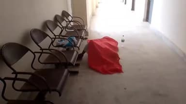 हिलसा: हिलसा अनुमंडल कार्यालय में किसी कार्य को लेकर आए एक व्यक्ति की हुई मौत, पुलिस ने पोस्टमार्टम के लिए बिहारशरीफ भेजा