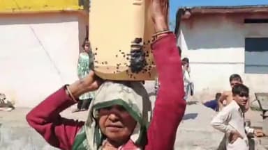 सिरोंज: ग्राम पंचायत रूसल्ला में पेयजल की समस्या से जूझ रहे ग्रामीण, दो किलोमीटर दूर से लाना पड़ रहा पानी