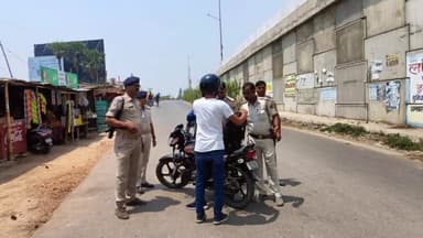 सोनपुर: सोनपुर --पहलेजा ओपी पुलिस ने जेपी सेतु ,बजरंग चौक पर वाहन चेकिंग अभियान चलाकर वसूले ₹22000