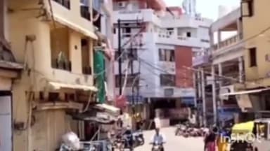 गुना नगर: गुना जिला सहित आस पास के अंचलो मे अघोषित बिजली कटौती से लोग हो रहे परेशान,कर्मचारियो ने मेंटेनेंस कार्य करने की कही बात