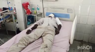 मुरादाबाद: अगवानपुर फ्लाईओवर पर सड़क हादसे में सेल्समैन हुआ गंभीर घायल, इलाज के लिए ज़िला अस्पताल में कराया गया भर्ती