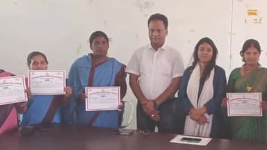 कटकमदाग: स्वच्छता पखवाड़ा कार्यक्रम में उत्कृष्ट प्रदर्शन करने के लिए कटकमदाग पंचायत की मुखिया सहित लोग हुए सम्मानित