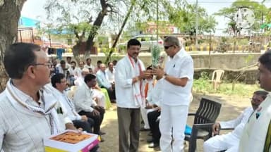 समुद्रपूर: बाजार समितीच्या सभापतीपदी शेतकरी विकास आघाडीचे हिम्मत चतुर, तर उपसभापतीपदी वामन चंदनखेडे यांची अविरोध निवड