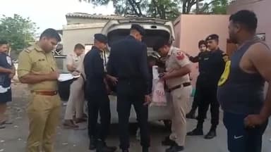 पंचकूला: नशे को लेकर पुलिस ने सेक्टर एक खड़क मंगोली में चलाया सर्च अभियान