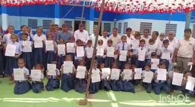 कसरावद: चिचलाय ग्राम में जनसेवा शिविर का हुआ आयोजन, 47 बच्चों को बांटे गए जाति प्रमाण पत्र