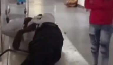 आलापुर: अमोला के समीप अनियंत्रित बाइक की चपेट में आने से युवक गंभीर रूप से हुआ घायल, स्थानीय लोगों ने अस्पताल में भर्ती कराया