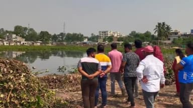 ବରଗଡ: ଦାନୀ କଟା ବନ୍ଧର ସଫେଇ କାର୍ଯ୍ୟ ପରିଦର୍ଶନ କଲେ ବରଗଡ଼ ବିଧାୟକ