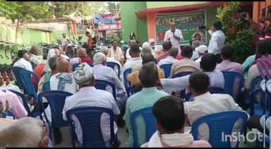 मधवापुर: साहर उत्तरी पंचायत भवन परिसर में राजद कार्यकर्ताओं की हुई बैठक, विभिन्न मुद्दों पर हुई चर्चा