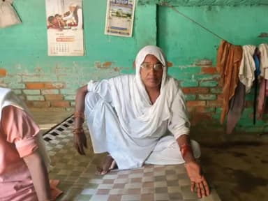 बलरामपुर समाचार कौन कर रहा ग्राम पंचायत के विकास के पैसे का उपयोग ग्राम प्रधान बेल्हा को को नहीं मालूम की ग्राम पंचायत में कहां बना खड़ंजा कहां लग रहा नाली कौन सा हो रहा विकास सवाल बड़ा है सरकार को इसकी फौरन जांच करानी चाहिए एसबी शुक्ला क्र