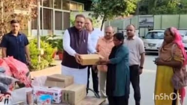 देहरादून: खाला गांव में मंत्री गणेश जोशी ने अग्निकांड के पीड़ितों को राहत सामग्री की वितरित