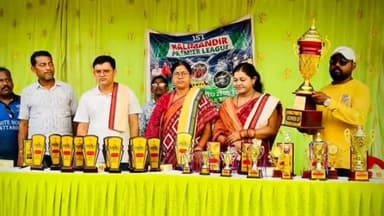 ବରଗଡ: ୱାର୍ଡ ନଂ ୧୩ ପ୍ରିମିୟର ଲିଗର ଉଦଯାପନୀ ଉତ୍ସବରେ ଯୋଗଦେଲେ ବରଗଡ଼ ବିଧାୟକ