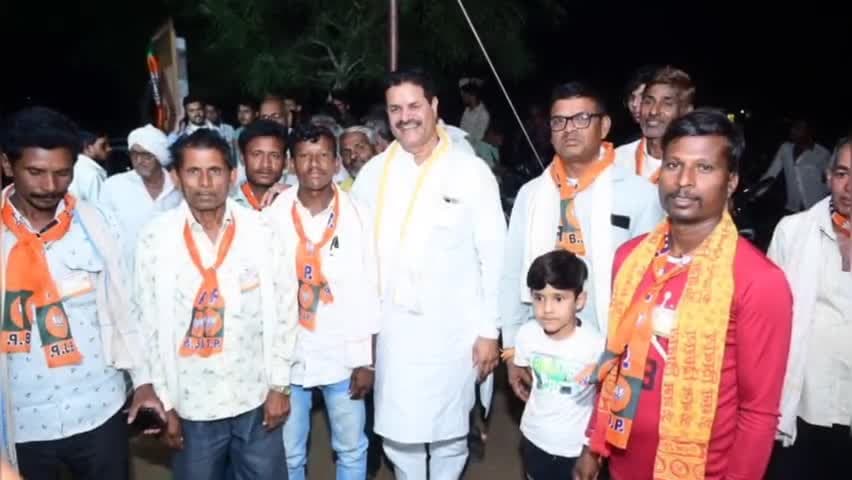 बूथ विजय संकल्प अभियान पूर्वी मण्डल के खेड़ी फाटा में बूथ योद्धाओं के साथ संवाद किया
#atmarampatel #kasrawad