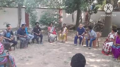 कांके: रांची विधायक सीपी सिंह ने जनता दरबार में लोगों से की मुलाकात ।