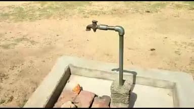 ফরিদপুর দুর্গাপুর: ধবিঘাট ও রঘুনাথপুর এলাকায় তীব্র জল সংকট, ট্যাক্সের কোটি কোটি টাকা যাচ্ছে কোথায়; প্রশ্ন কংগ্রেসের জেলা সভাপতির