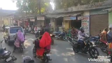 सुनेल: सुनेल कस्बे के अंदर मुख्य बाजार से निकलते हैं ओवरलोड वाहन, लगता है जाम