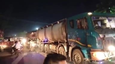 कुर्सेला: NH- 31 व SH-77 सड़क पर देर शाम लगा रहा जाम, हाट-बाजार करने वाले लोगों की बढ़ी परेशानी