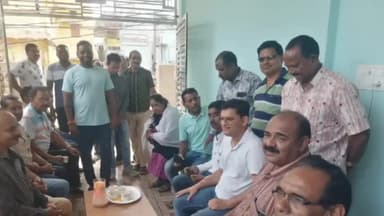 ବରଗଡ: ୱାର୍ଡ ନଂ-୧ ନିଗମାନନ୍ଦରେ ଡ୍ରେନ କାର୍ଯ୍ୟ ପରିଦର୍ଶନ ସହ ବିଭିନ୍ନ ସମସ୍ୟା ଅନୁଧ୍ୟାନ କଲେ ବିଧାୟକ