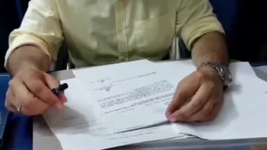 शाहबाद: स्वर्ण जयंती सभागार में सड़क सुरक्षा समिति की हुई बैठक, डीएम ने सड़कों के गड्ढों को प्राथमिकता से भरवाने के दिए निर्देश