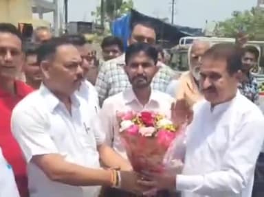 मामलिग: ढेला पंचायत पहुंचे सीपीएस राम कुमार चौधरी, स्थानीय लोगों ने किया स्वागत