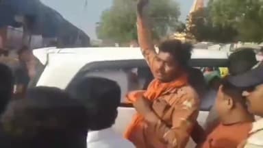 सिमरिया: खरीदी केंद्र कोनी का फूड इंस्पेक्टर एवं जिला प्रशासक ने किया निरीक्षण