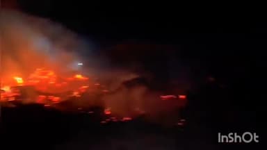 दुर्ग: चिखली स्थित गोयल प्लाईवुड मैन्युफैक्चरिंग फैक्ट्री में रखे प्लाइवुड मटेरियल पर लगी आग, फायर ब्रिगेड़ ने पाया काबू