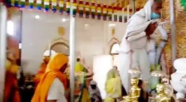 मुंगावली: जैन श्रद्धालुओं ने मुंगावली में श्रद्धा भक्ति के साथ मुनि संघ के सानिध्य में मनाया भगवान धर्मनाथ का मोक्ष कल्याणक पर्व