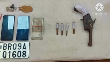 बेगूसराय: लाखो ओपी पुलिस ने 1 लोडेड देसी कट्टा व 3 जिंदा कारतूस के साथ भैरवार से बैंक लूट की योजना बनाते 3 अपराधी किए गिरफ्तार