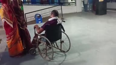 सुपौल: रामपुर में शौचालय की छत गिरने से एक व्यक्ति गंभीर रूप से हुआ घायल, सदर अस्पताल में उपचार जारी