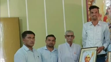 अलेवा: पेगा गांव में हरियाणा के सबसे लंबे युवक को किया गया सम्मानित