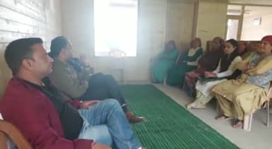 कोटगढ़: थानेधार पंचायत में वॉलीबॉल प्रतियोगिता को लेकर बैठक का हुआ आयोजन, एसडीएम, बीडीओ व पंचायत प्रतिनिधि रहे मौजूद