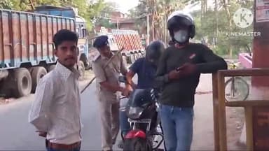 रहुई: रहुई थाना गेट के समीप थाना में पद स्थापित एएसआई धर्मेंद्र कुमार ने चलाया सघन वाहन चेकिंग अभियान, तीन लोगों का कटा चालान