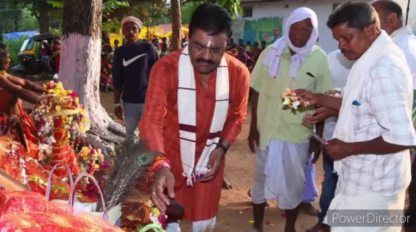 नांगुर: कुलगांव मेला में सम्मिलित हो कर जगदलपुर विधायक रेखचंद जैन ने दी बधाई