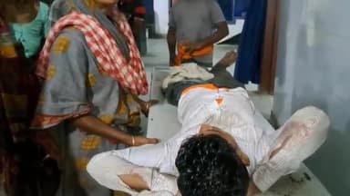 सुपौल: परसा रिंग बांध पर अज्ञात गाड़ी द्वारा एक आदमी को मारा ठोकर पेर में लगा चोट सदर अस्पताल में इलाज जारी