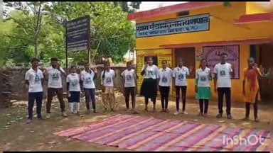 बस्तर: नारायणपाल में युवोदय वॉलंटियर ने मासिक धर्म स्वच्छता को लेकर ग्रामीणों को किया जागरूक